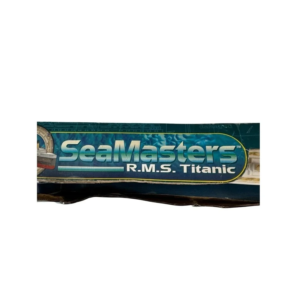 Vintage Seamasters R.M.S Titanic rare Battery Operated Ship Toy New Damaged Box